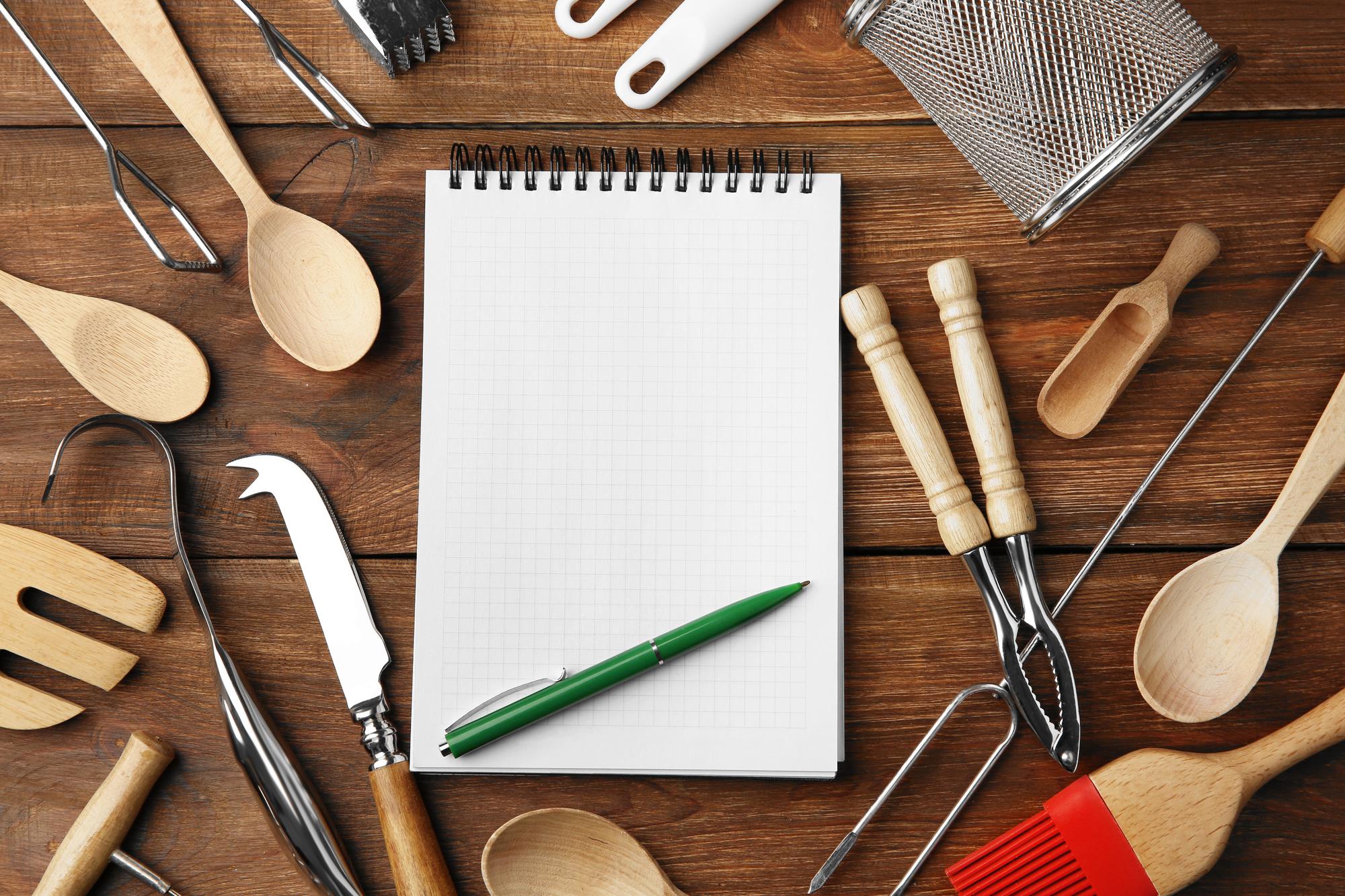 Workshop table with ingredients and notebooks